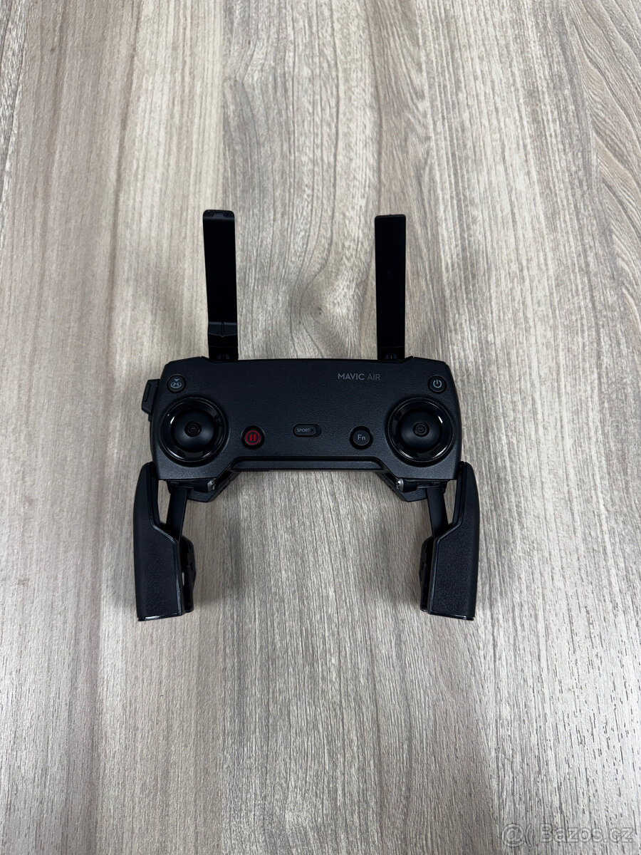 Prodám dron DJI MAVIC AIR Fly Combo, red + Iphone 7 - 8