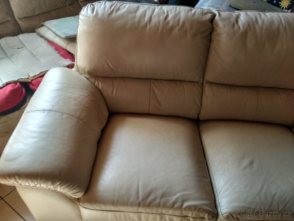 KOŽENÁ POHOVKA - 8