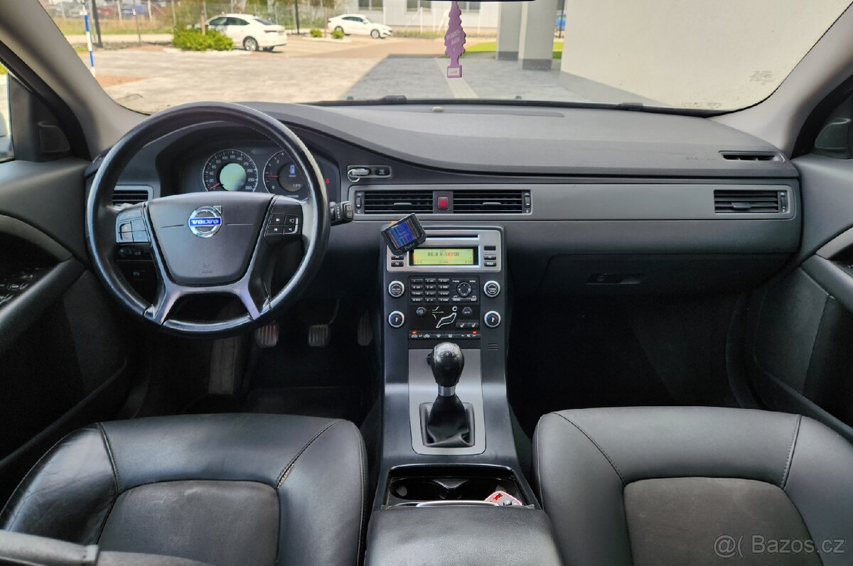 Volvo V70 1.6D R.V.2011 - 8
