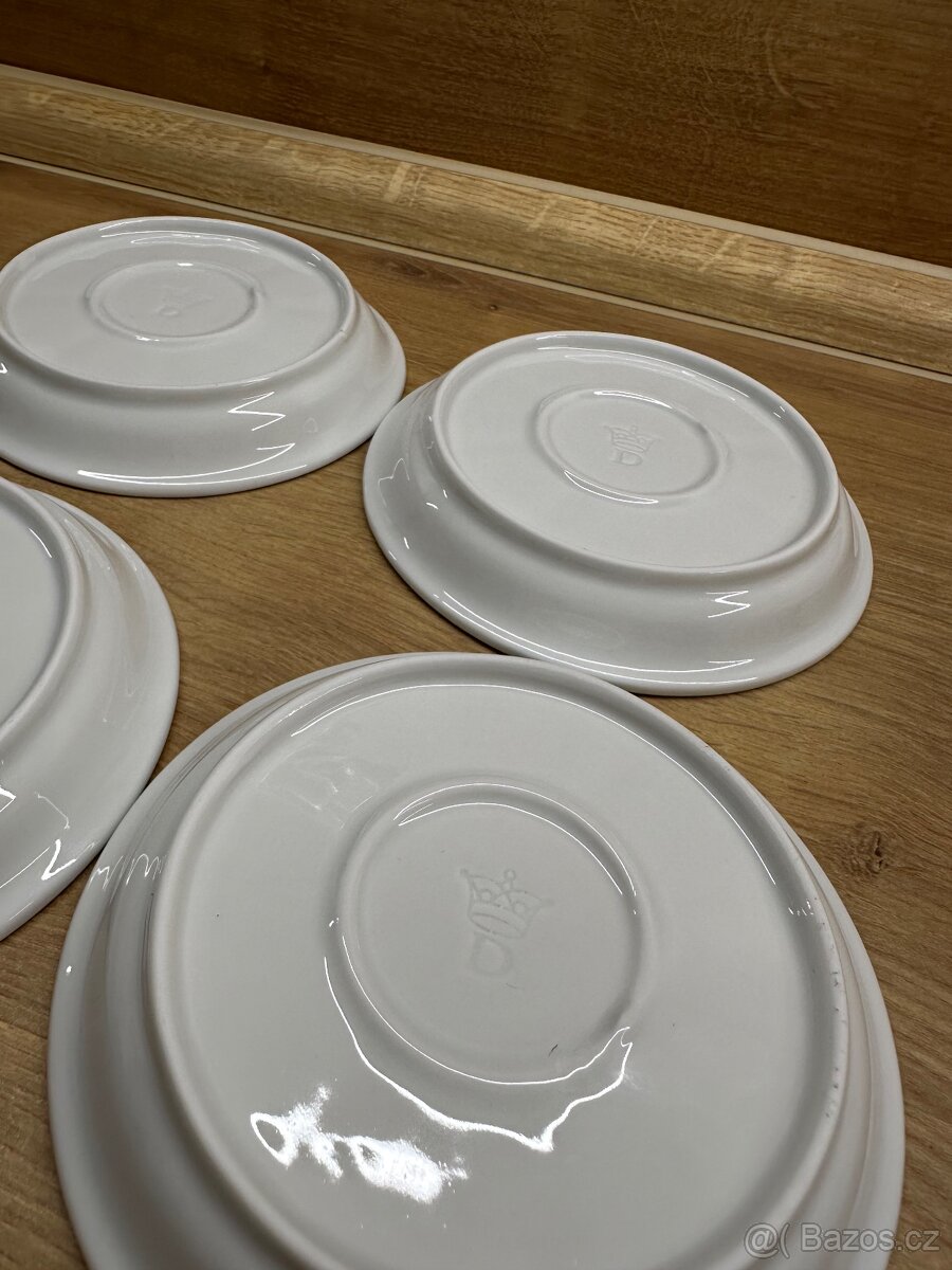 Pivní tácky set 4 kusu- kus 100,- Kč - 8