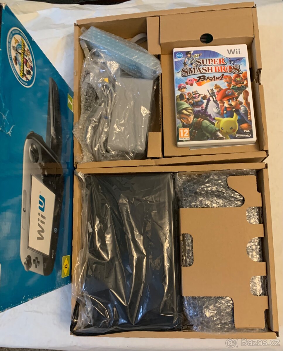 Nintendo Wii U 32GB Premium Pack - 8
