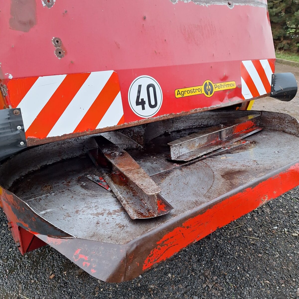 Rozmetadlo hnoje RUR-60 - 8