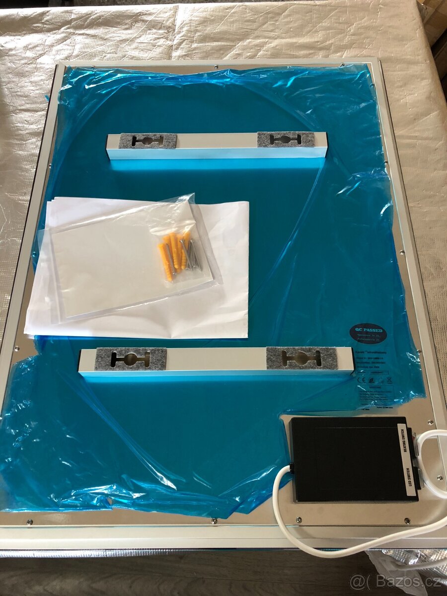 Topné infračervené zrcadlo 450W s LED - 8