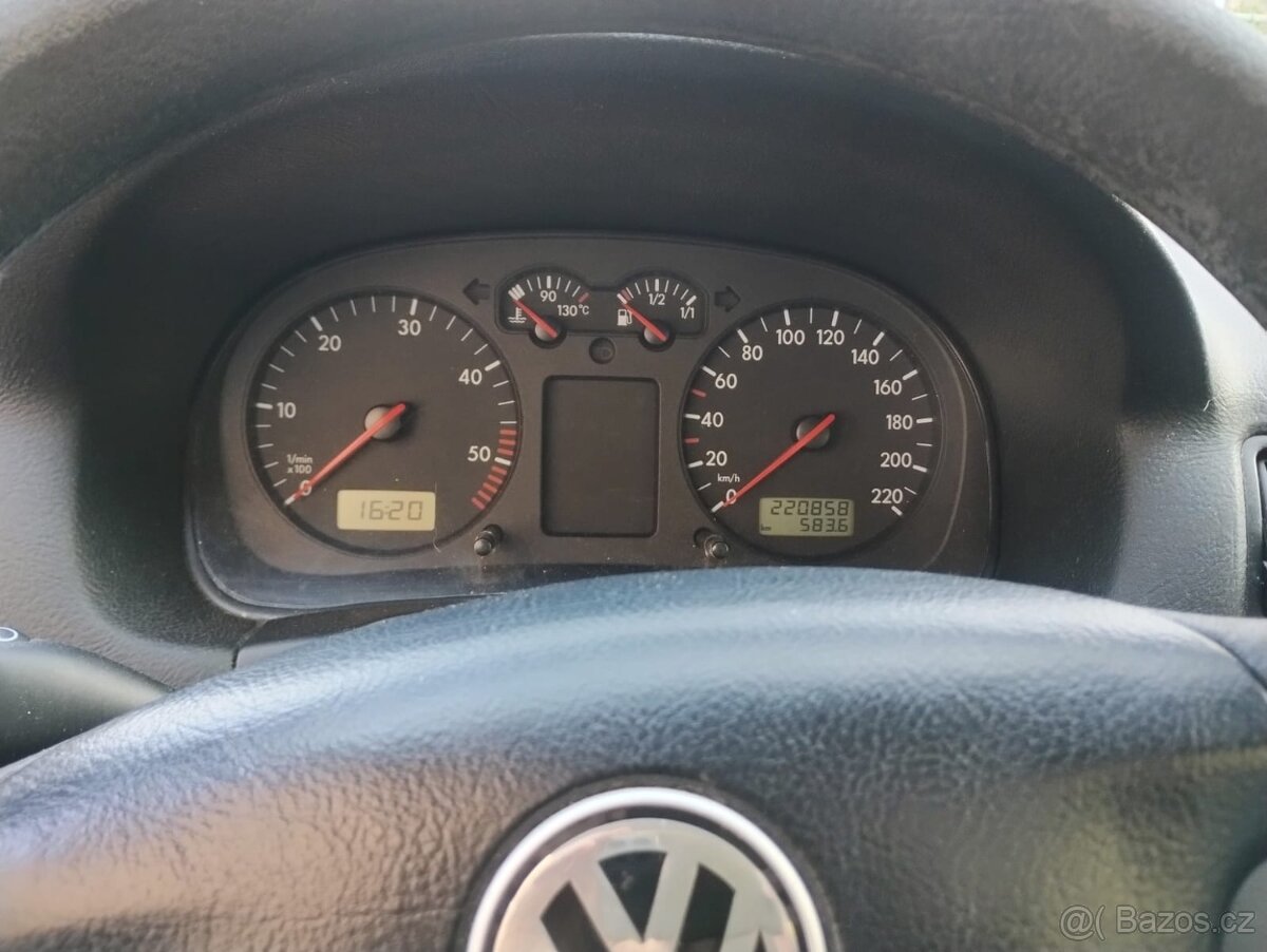 Vw Golf IV 1.9 SDI - 8