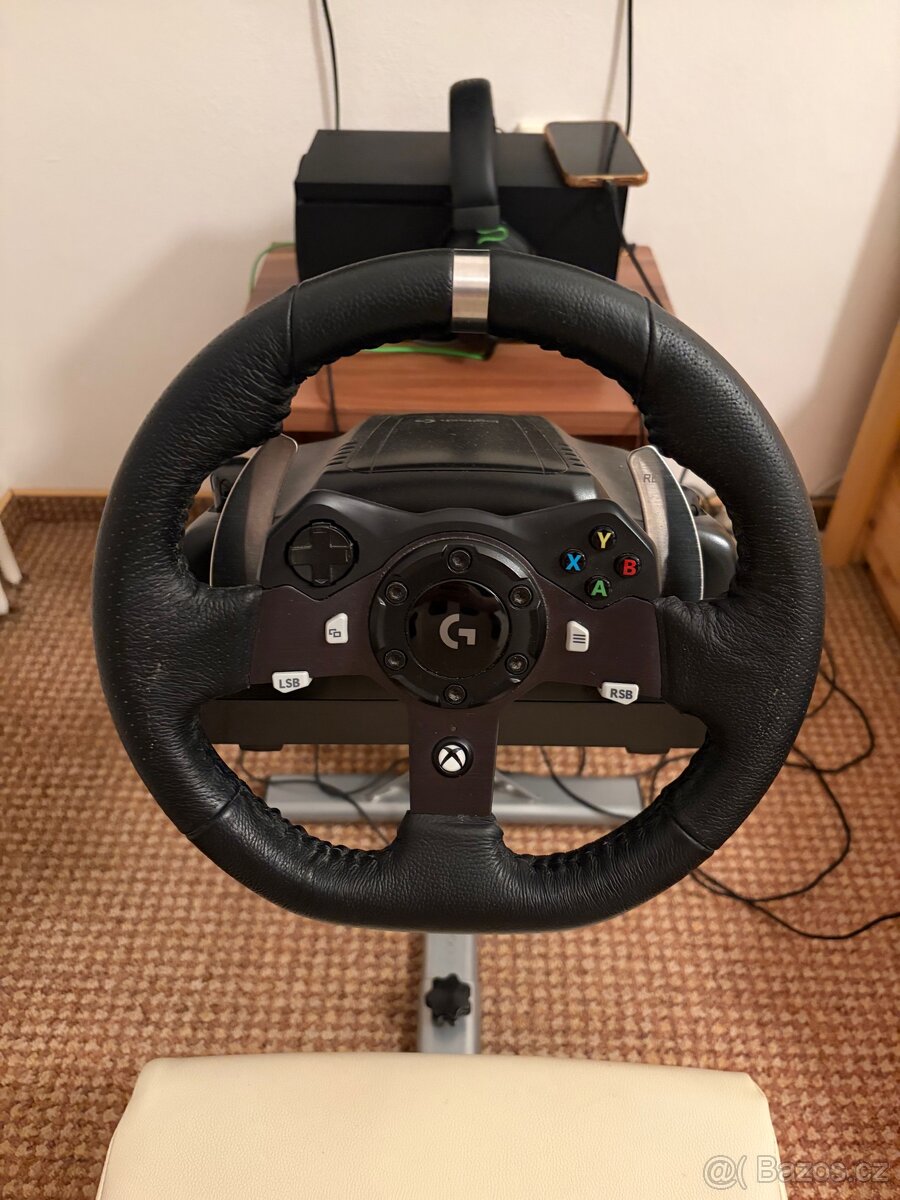 Xbox series X 1TB, Volant, Křeslo, Sluchátka - 8