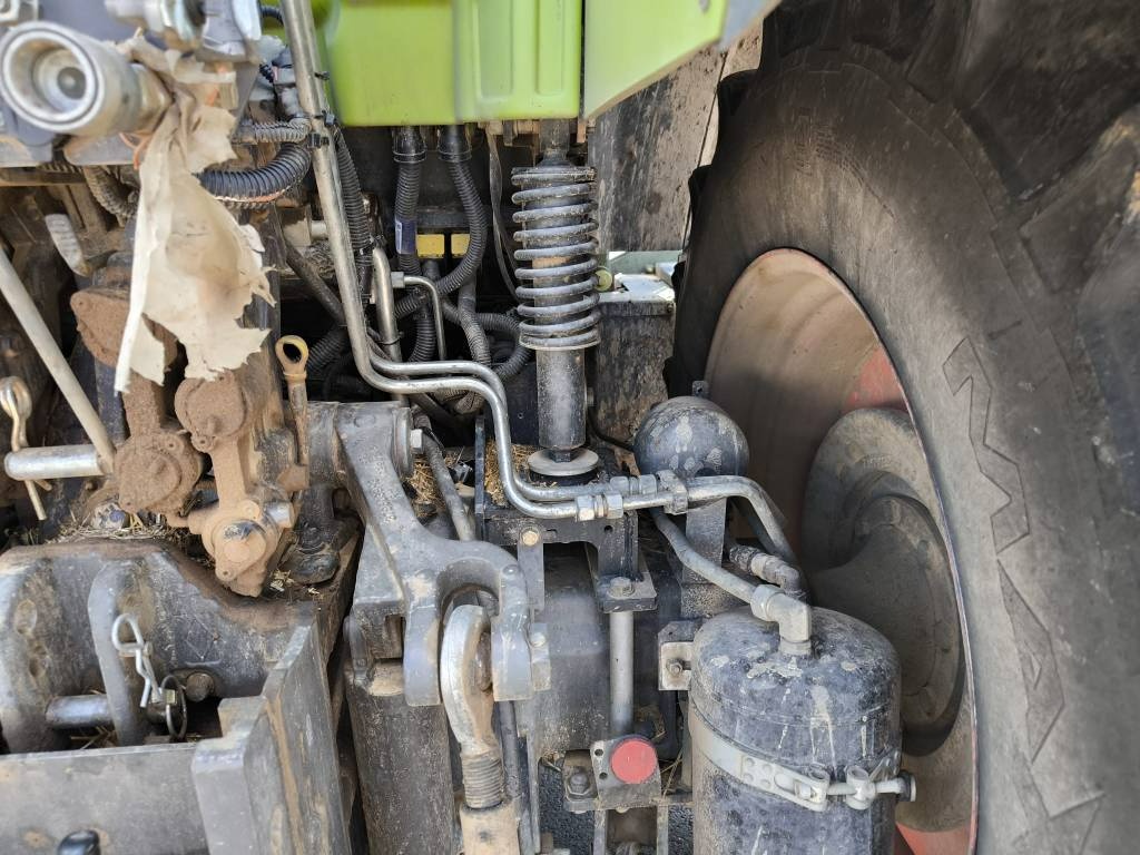 Claas Arion 550 - 8