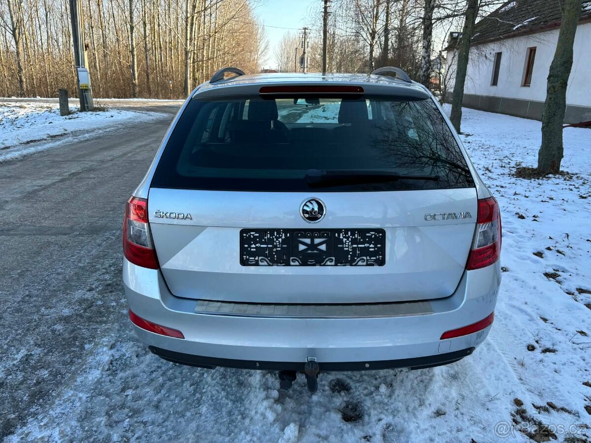 Škoda Octavia Combi 1.6 TDI Ambition - 8