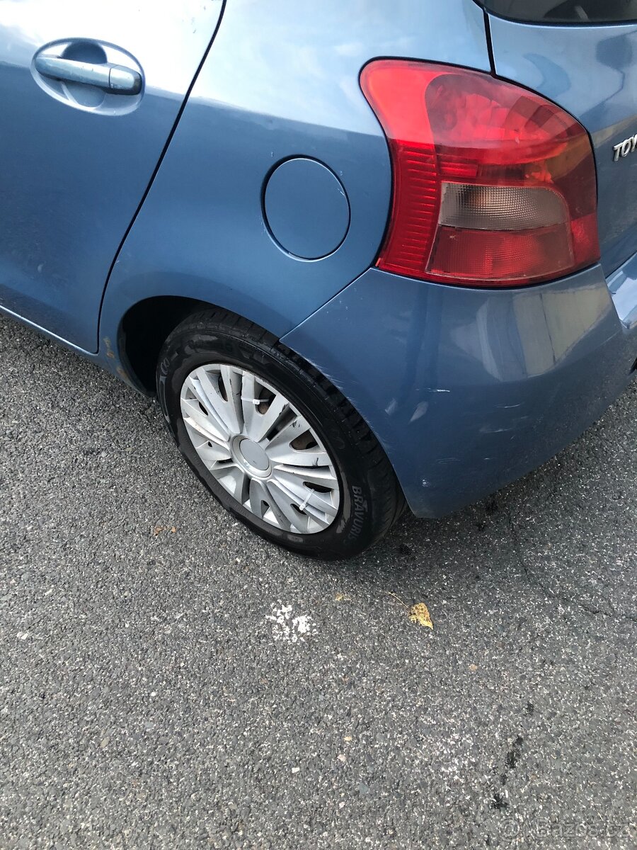 Toyota Yaris 1.4d-D (2008) - 8