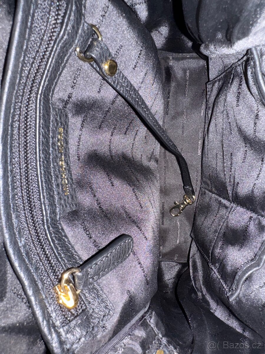 Michael Kors Rhea batoh - 8