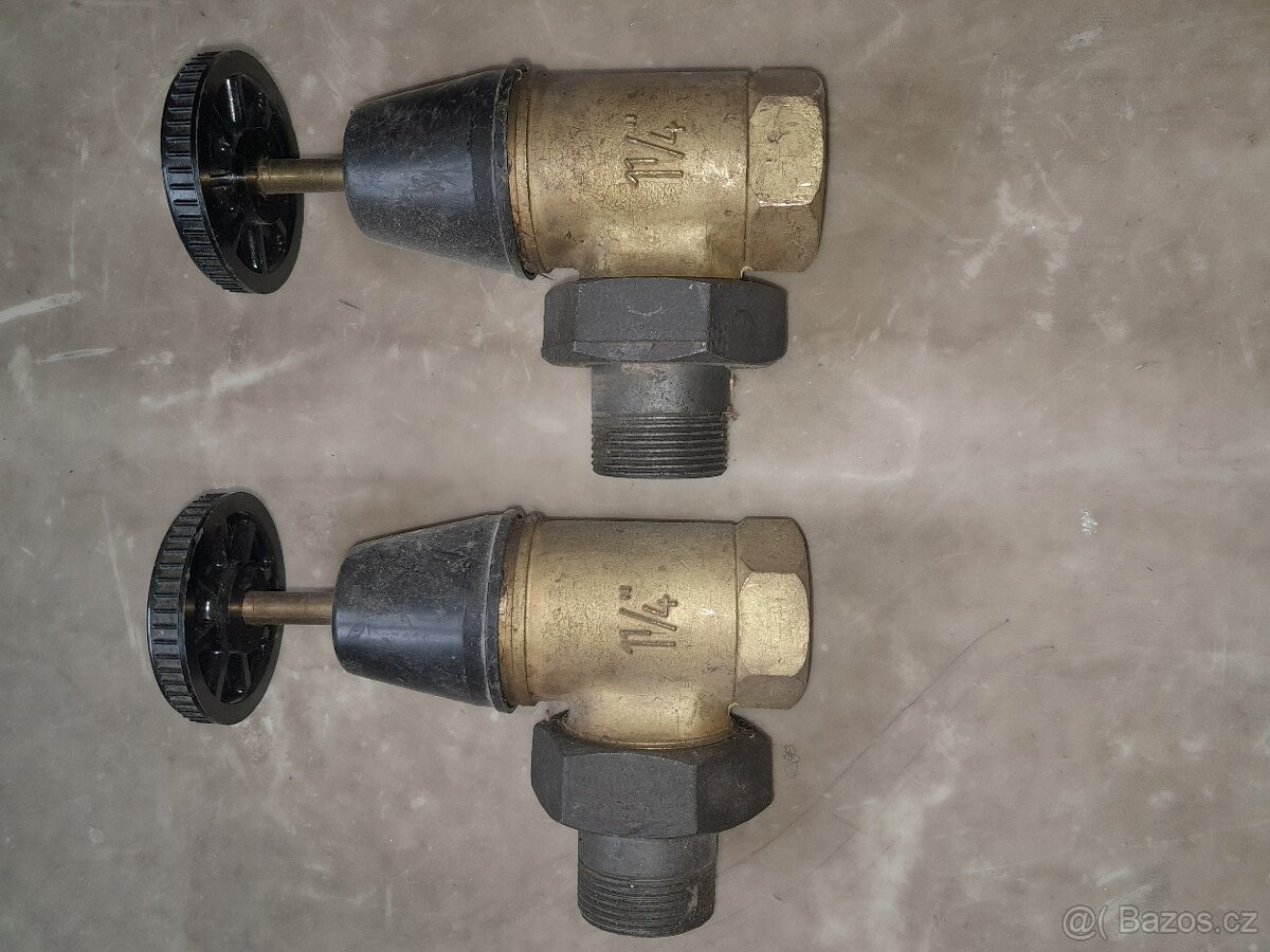 instalační materiál - 8