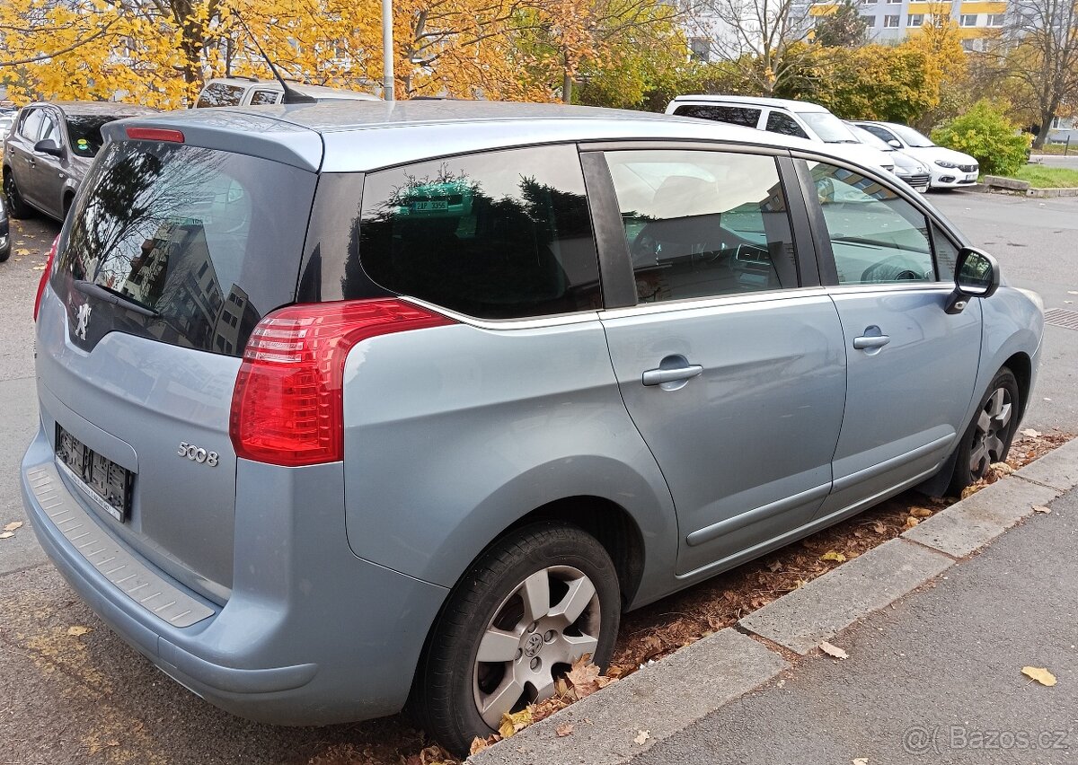 Zadní světla Peugeot 5008 - 8