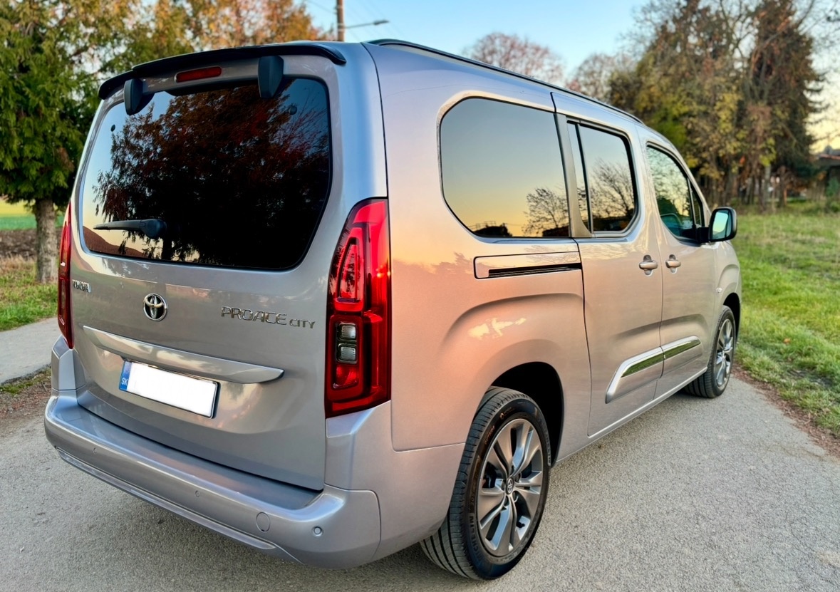 TOYOTA PROACE CITY VERSO LONG 1.5d •Záruka •Odpočet DPH - 8