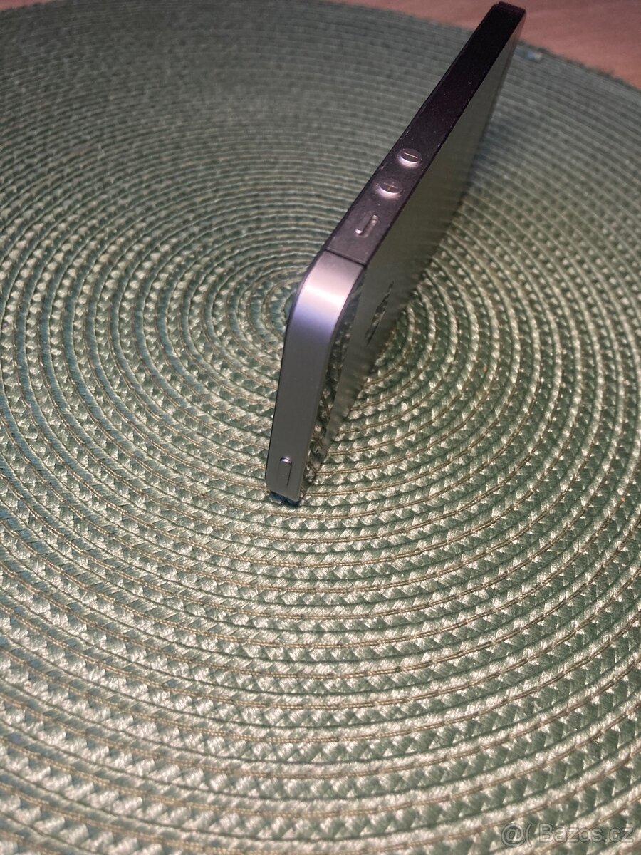 IPhone SE 2016 32gb BAT. 95% - 8