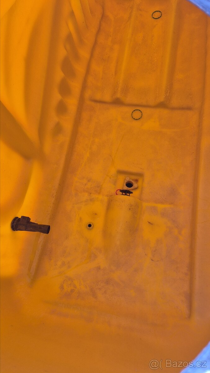Prodám tažený postřikovač - 8