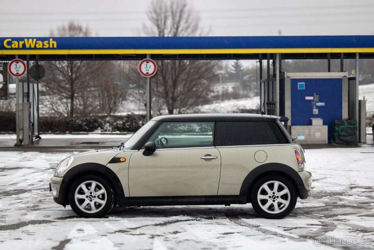Mini Cooper 1.6 - 8