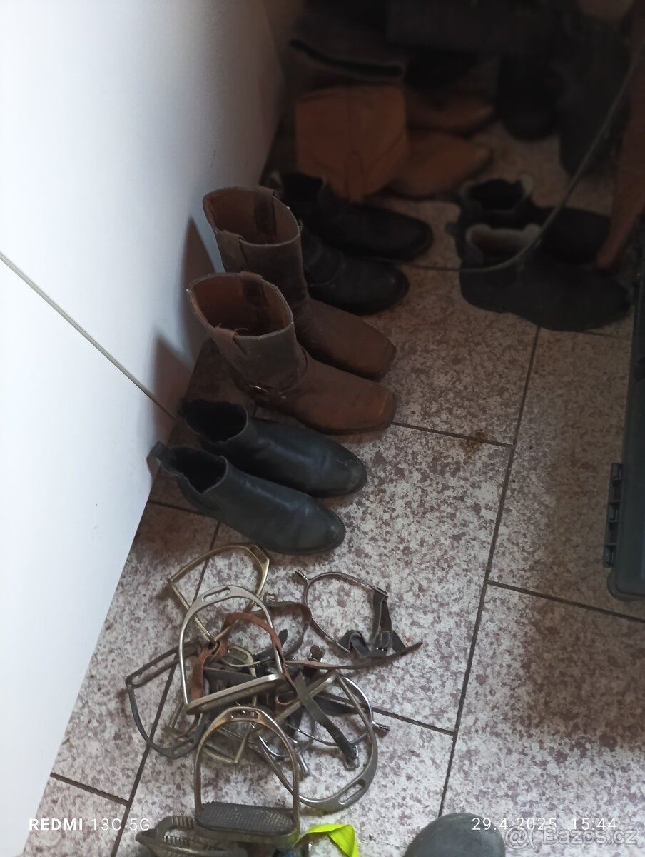 Potřeby pro koně - 8