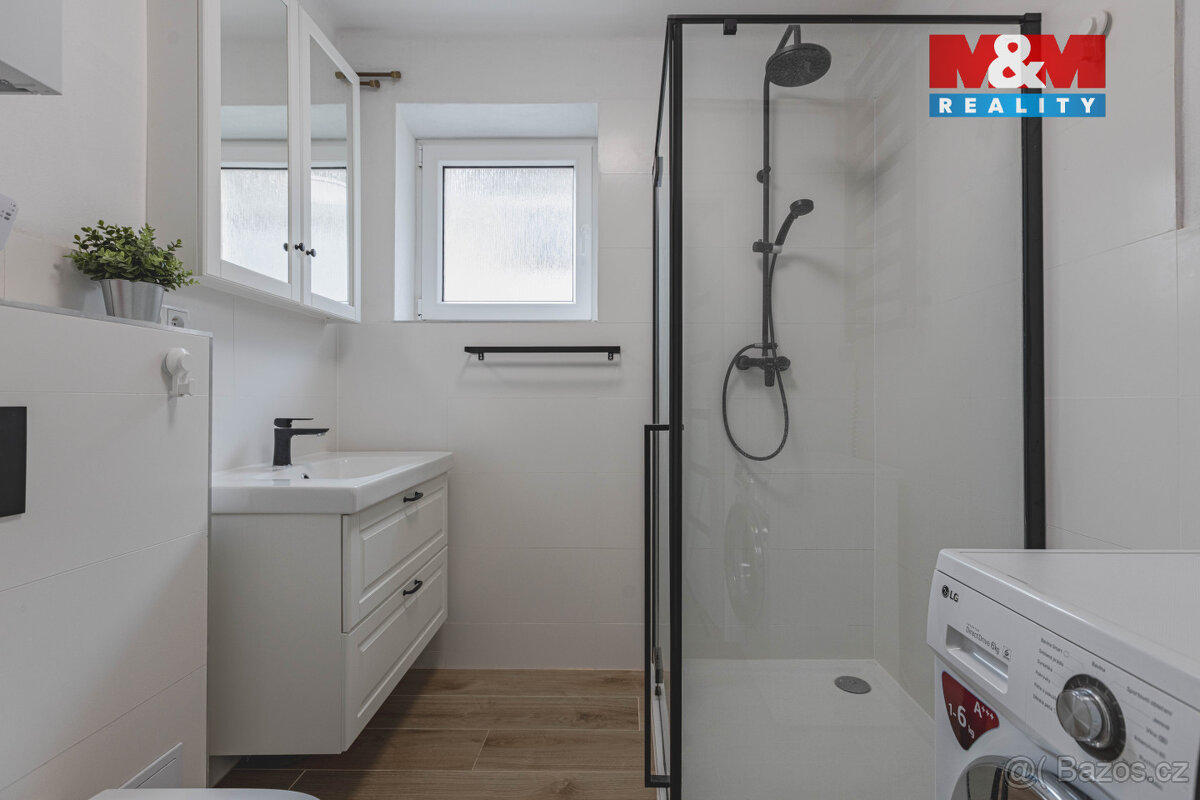 Prodej 1/2 rodinného domu, 85 m², Klatovy, ul. Domažlická - 8