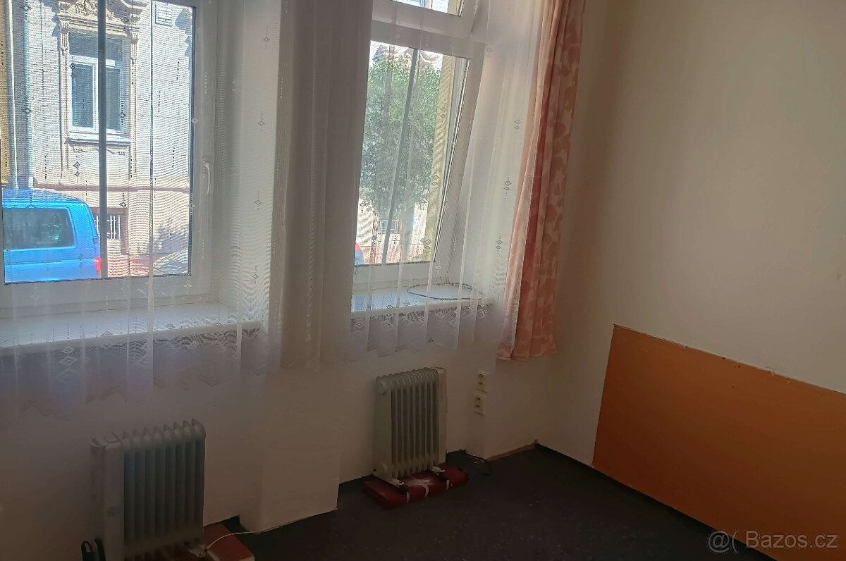 Pronájem 1+1 České Budějovice, Skuherského na Pražském předm - 8