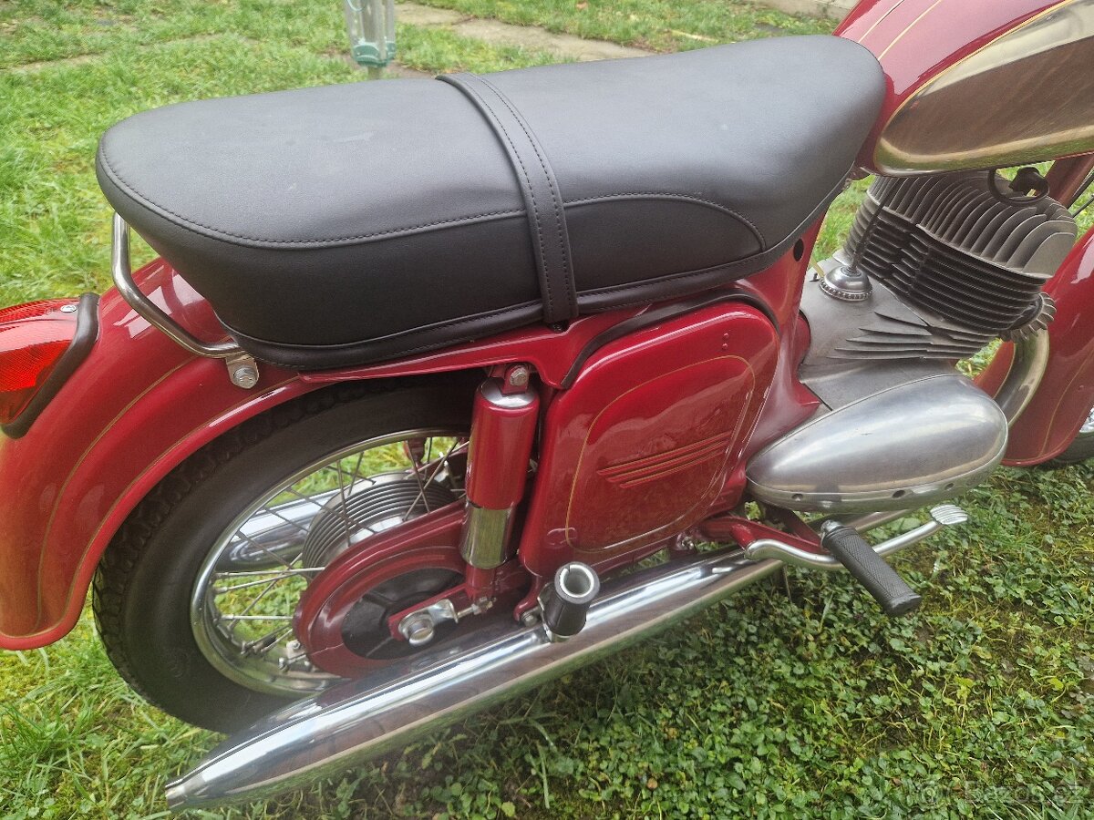 Cukrík Jawa 350 typ 360 stk 2029 komplett repas - 8