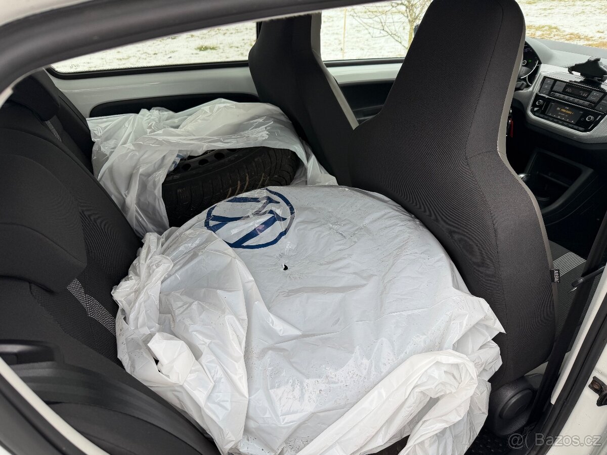 Volkswagen e-Up Highline 60kW/18,7kWh/45TKM/ - 8