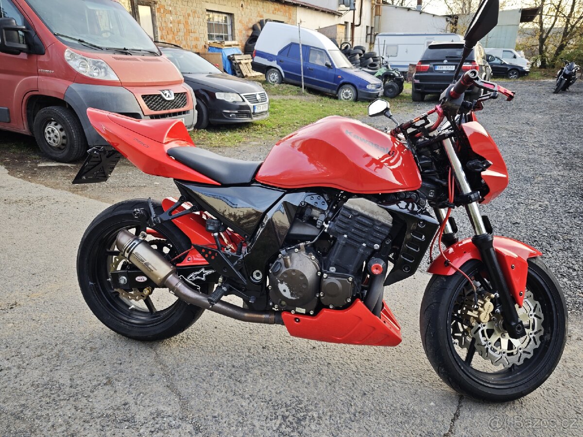 Kawasaki Z 750 - 8