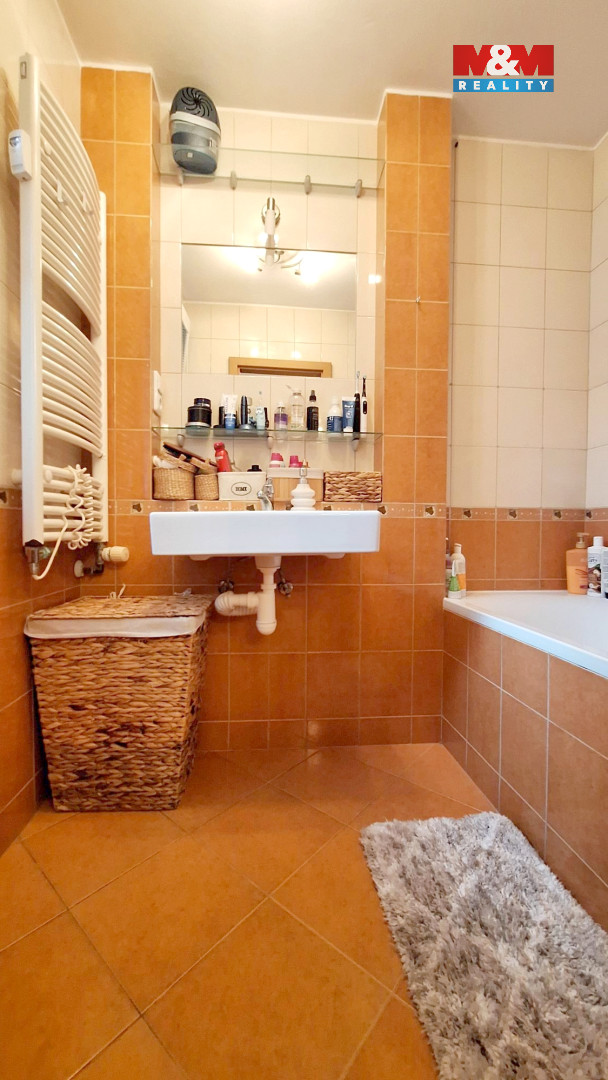 Prodej bytu 2+1, 59 m², Hradec Králové, ul. Markovická - 8