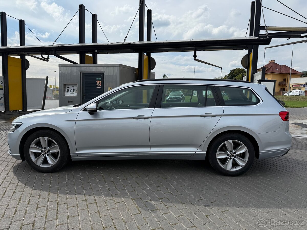 VW Passat Variant 2.0 TSI 140kW DSG ACC 5/2022 151 200 km - 8