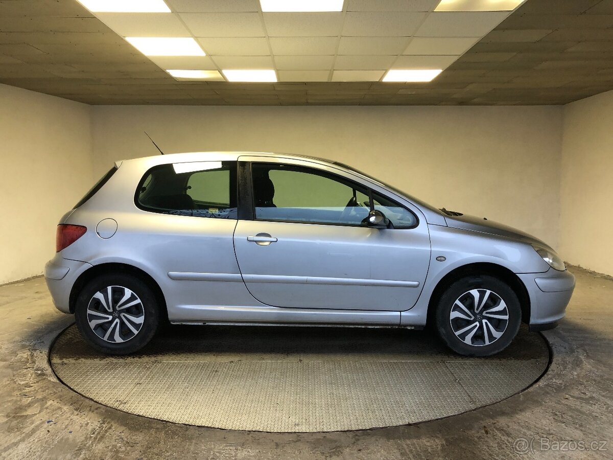 PEUGEOT 307 1.6 16V - 8