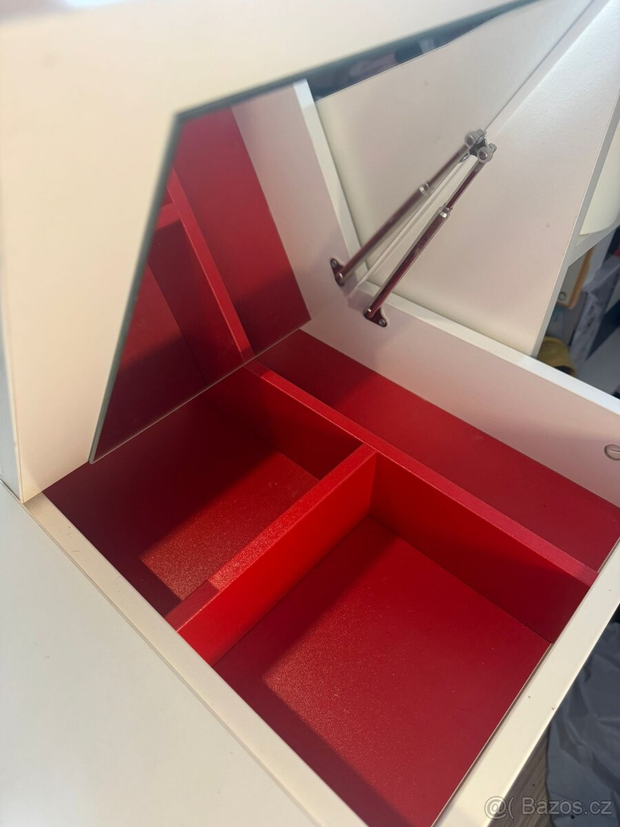 Toaletní stolek Brimnes - 8