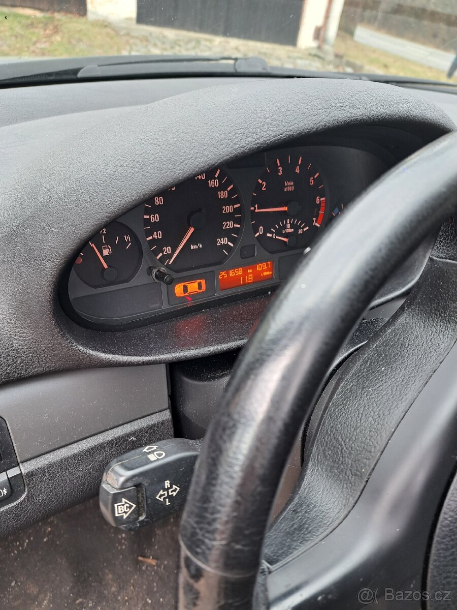 Prodám BMW e46 touring 18i - 8