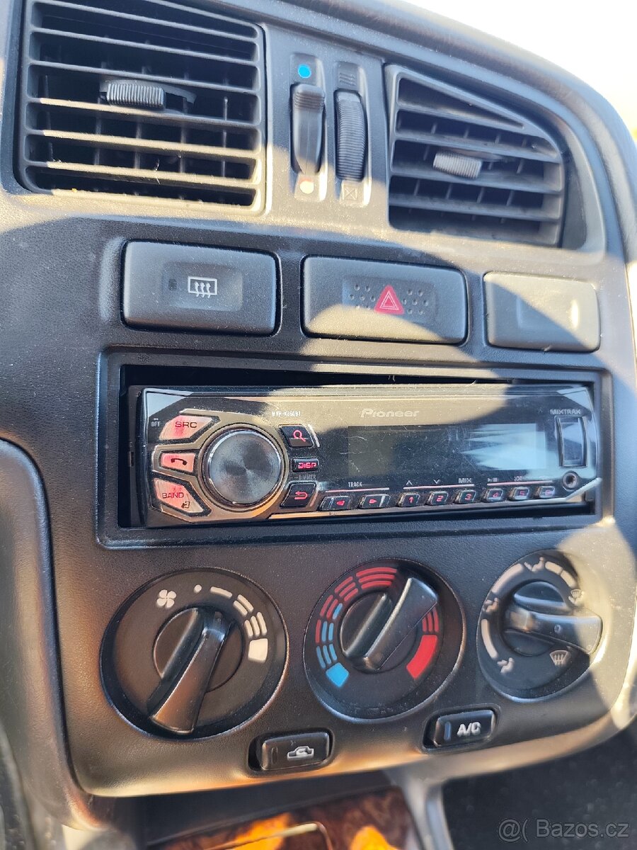 Nissan Primera P11 - 8