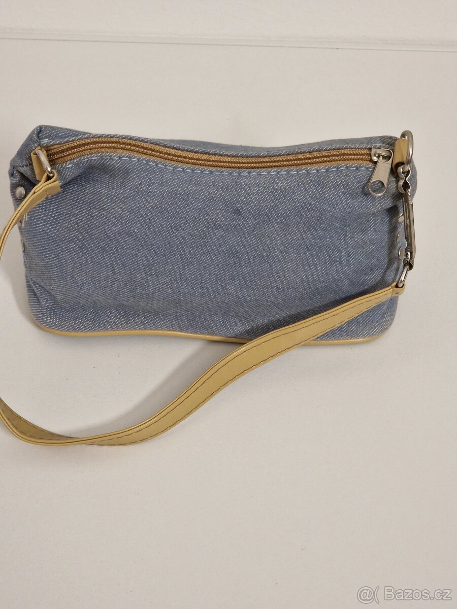 Kabelky, batohy, pouzdra - 8