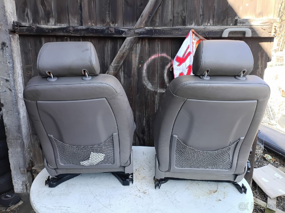 Interiér audi a4 b5 - 8