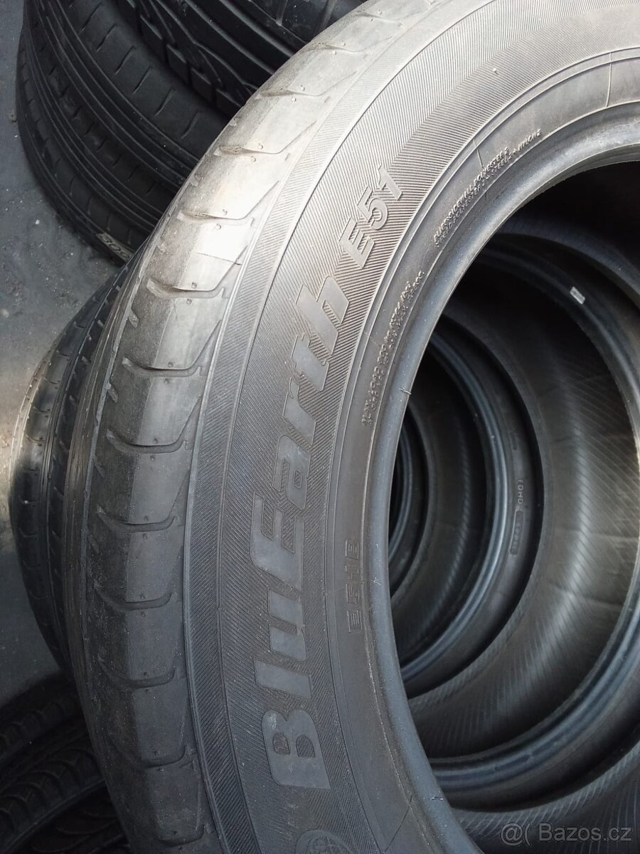 225/60/18 100h Yokohama - letní pneu 4ks - 8