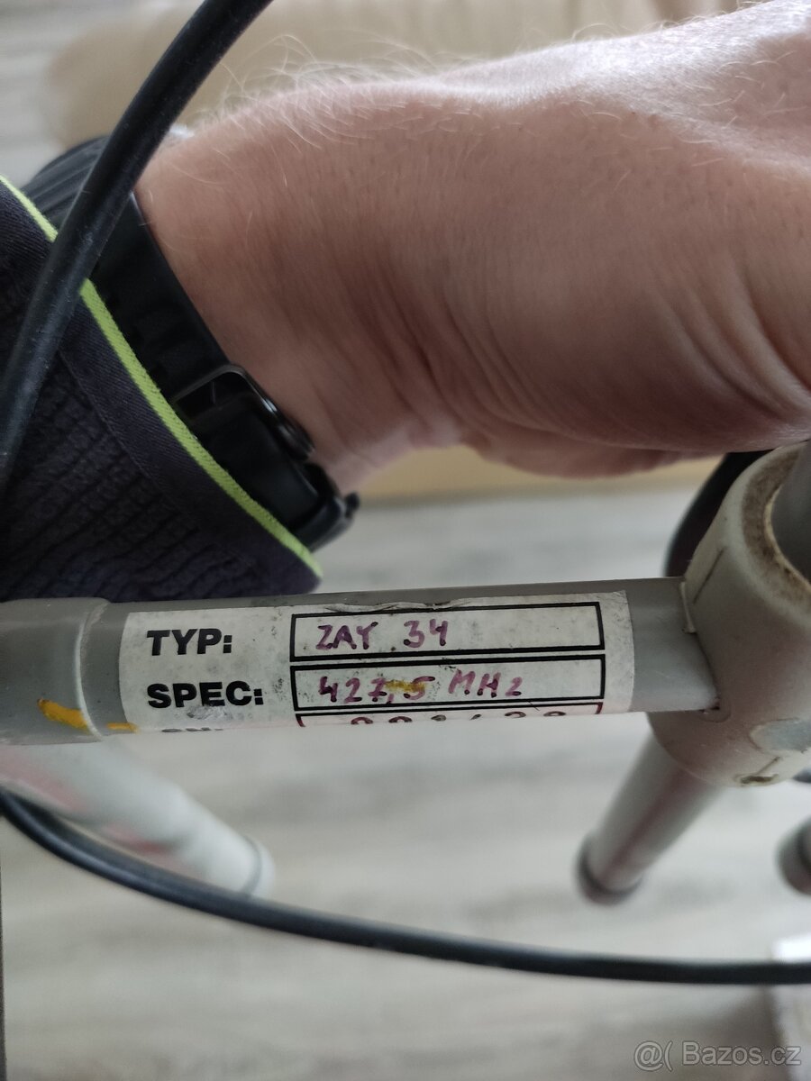 Rádiový objektový vysílač v pásmu RDST400. - 8