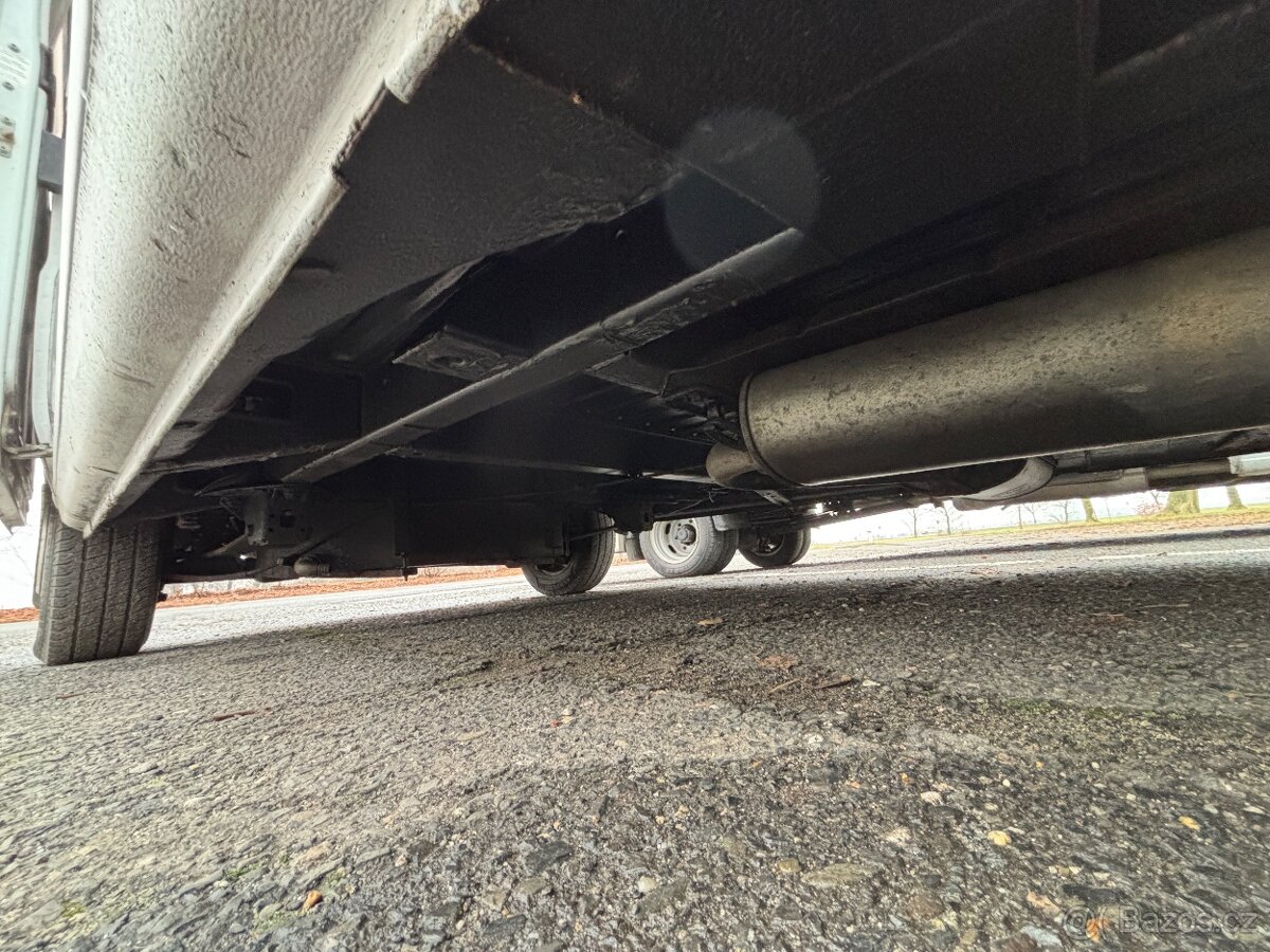 Peugeot Boxer obytný - 8