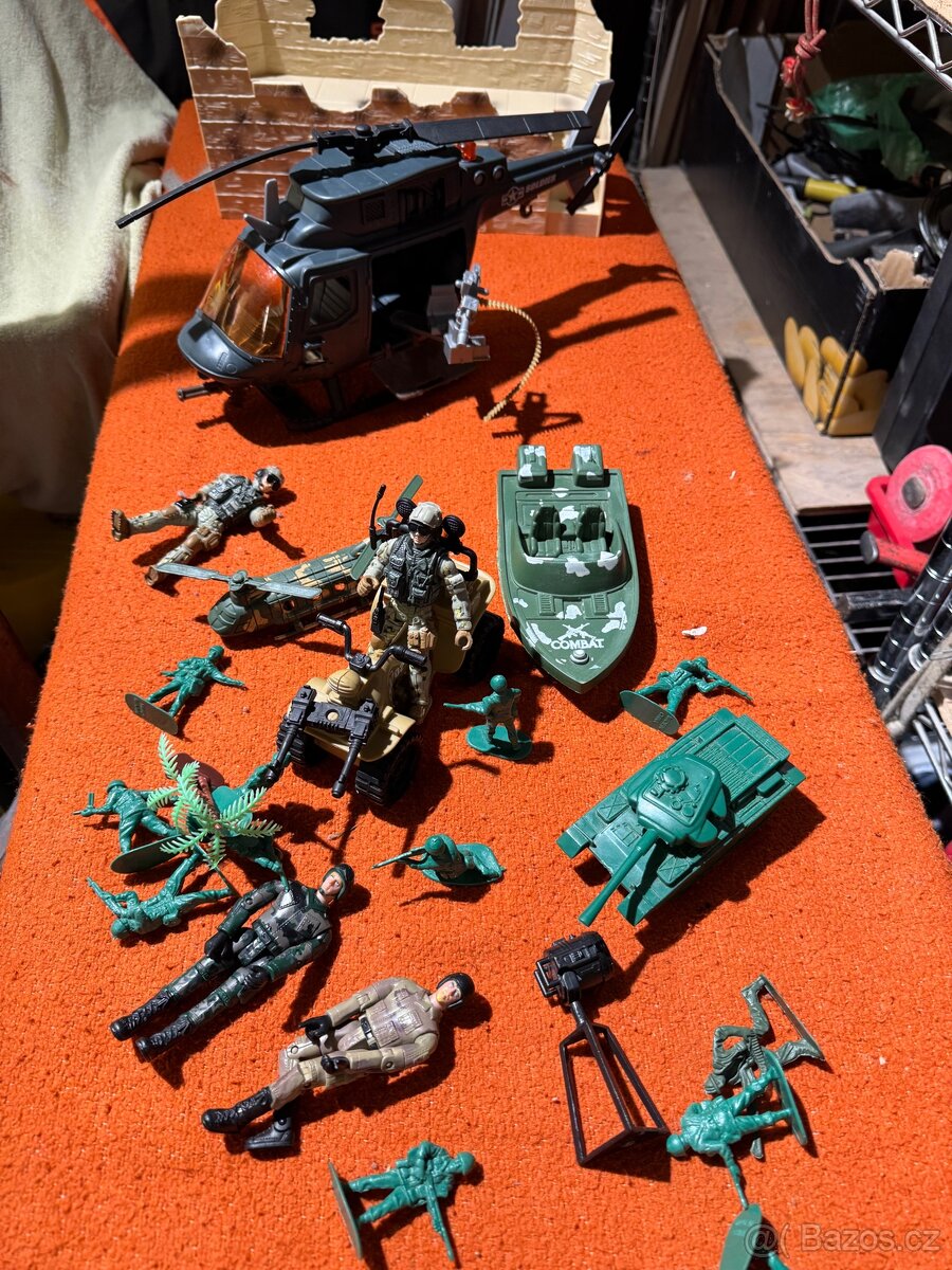 Sada figurek vojáků - 8