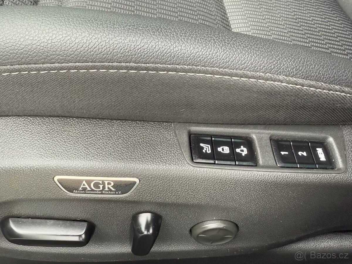 Opel Insignia 2.0 Diesel 128 kW - 8