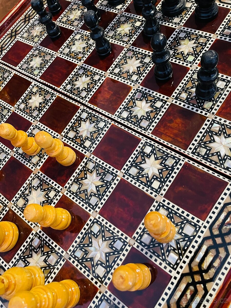 Šachová sada s šachovnicí - 8