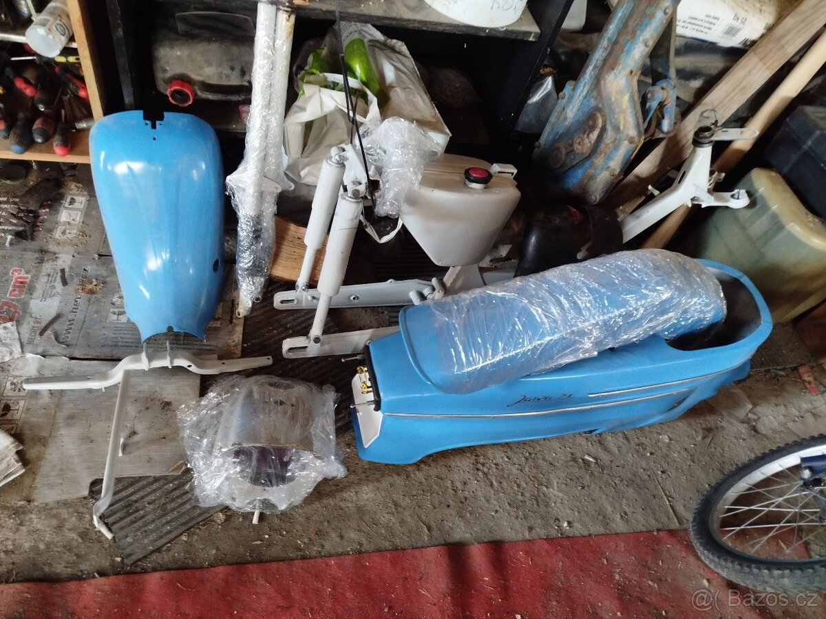 Jawa 21 Pionýr. - 8