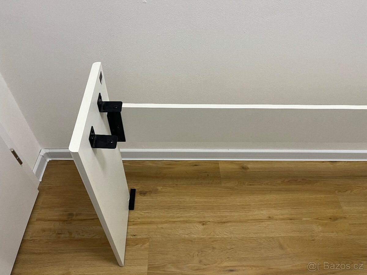 Stojan na Roland s pedálnicí - 8