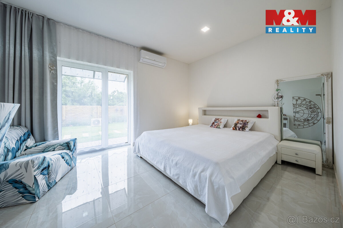 Prodej plně soběstačného rodinného domu v Rostoklatech - 8