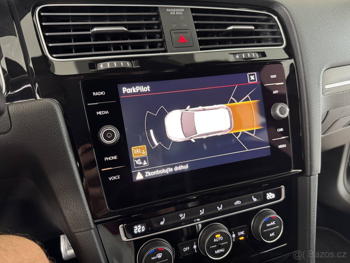 Volkswagen Golf 2,0 TSi DSG 180kW GTI Virtual Assist - 8