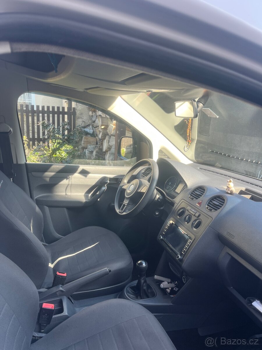 VW Caddy Maxi 2012 - 8