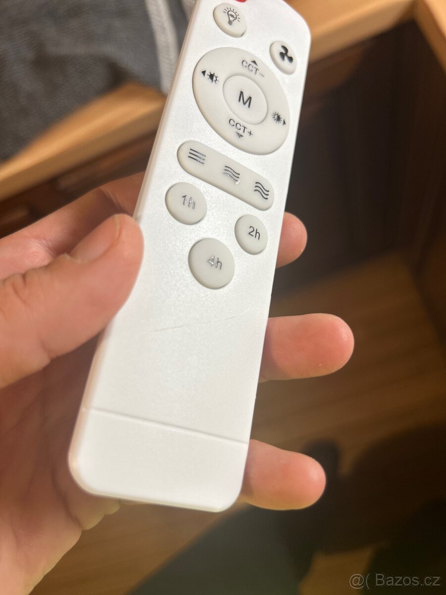 Stropní ventilátor s osvětlením - 8