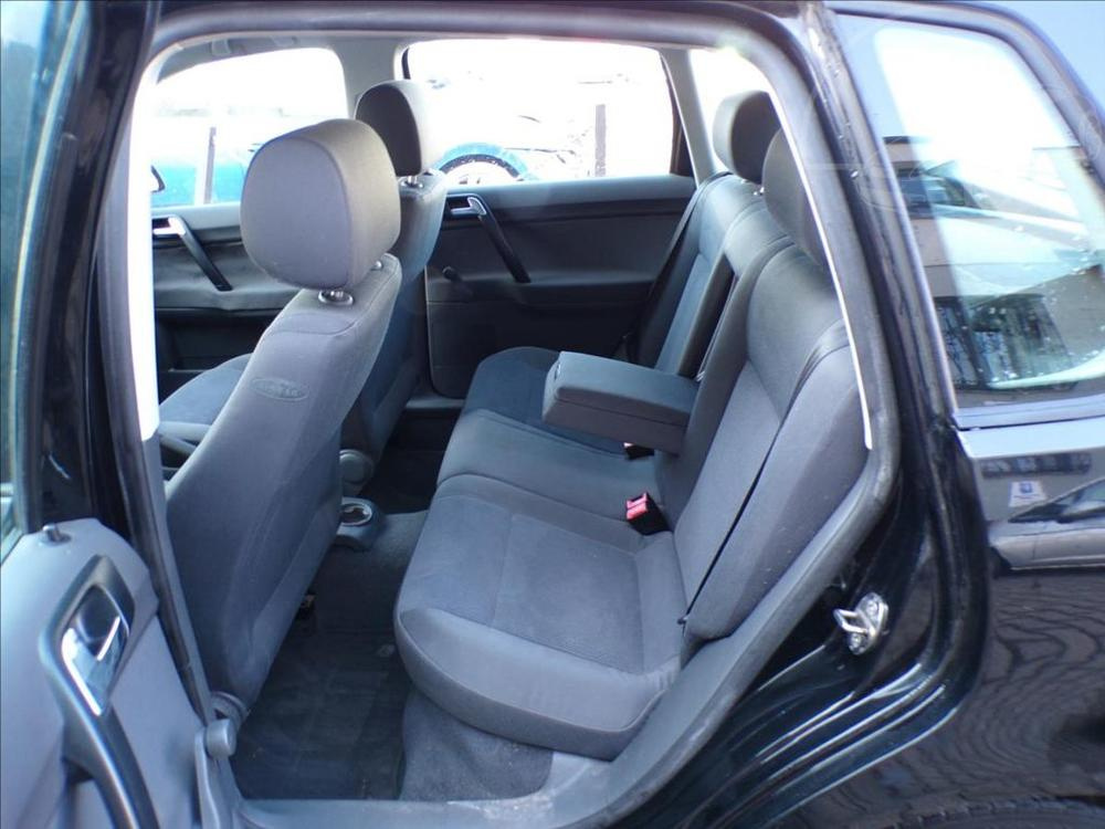 Volkswagen Polo 1,2 i TAŽNÉ-HNED ODJÍŽDÍTE - 8