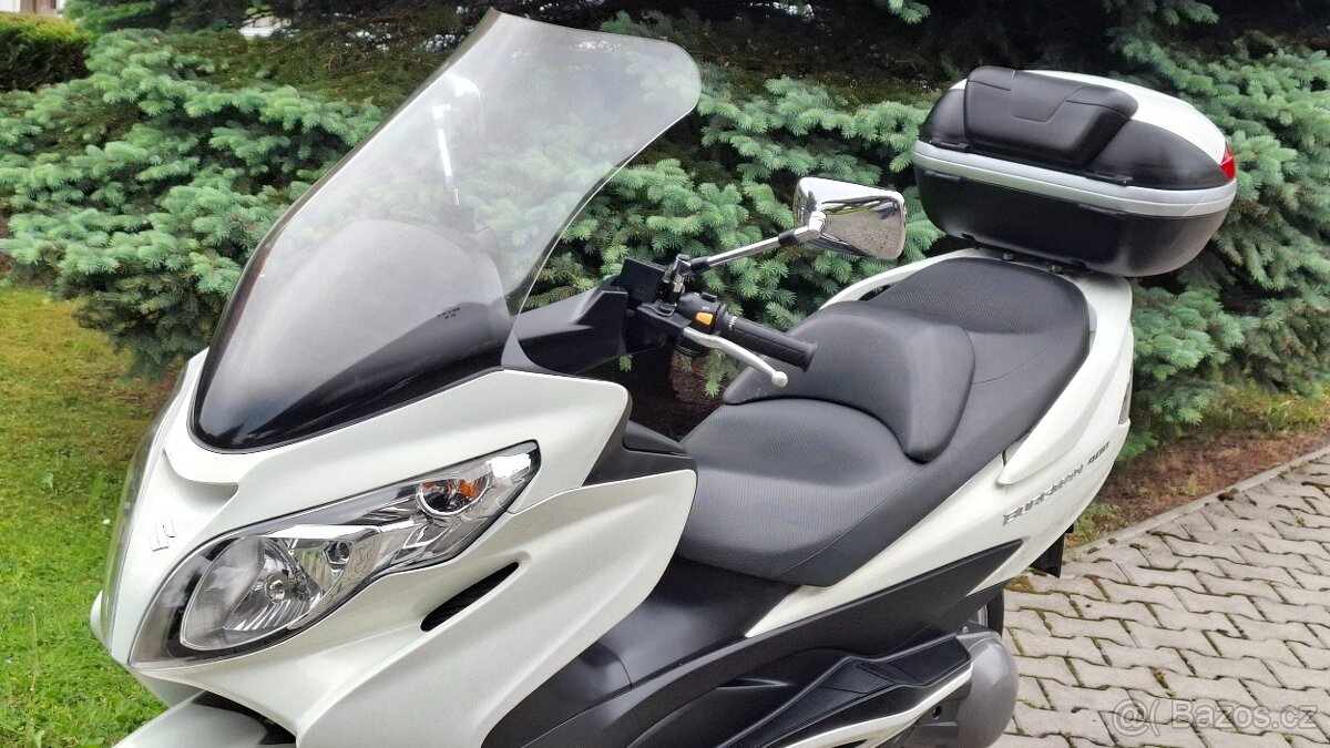 Suzuki Burgman 400 - r. 2011, najeto 42.318 km - 8