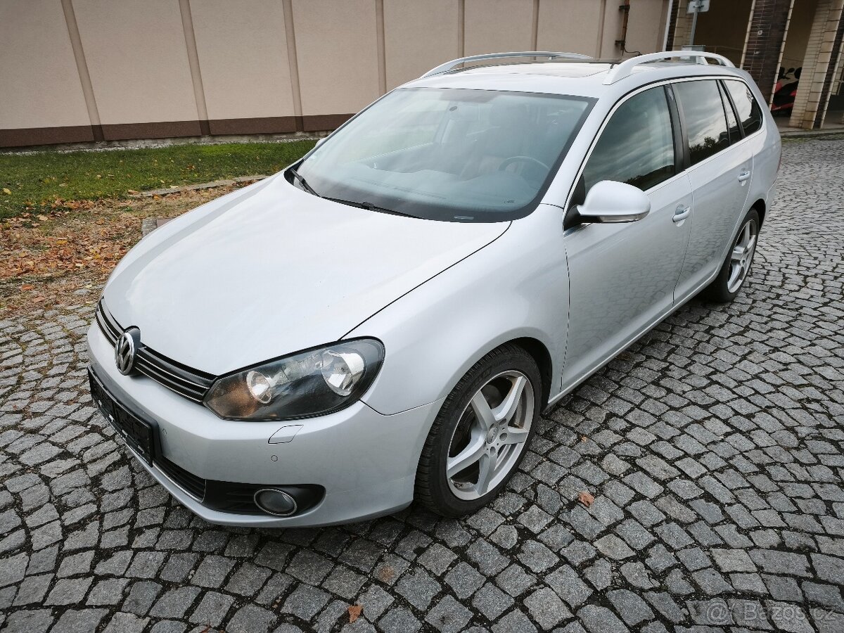 VW Golf 6 combi 2,0 103 kw Panorama Kůže Highline - 8