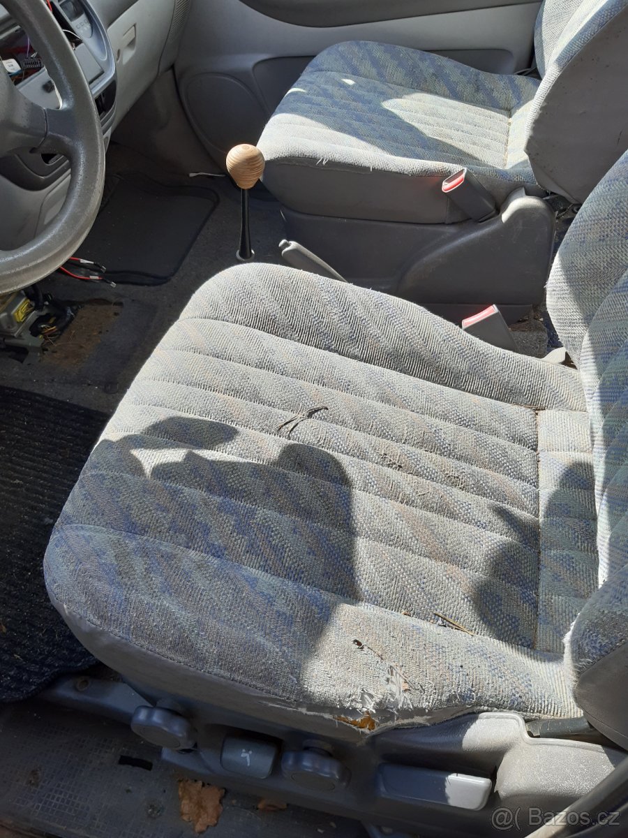 Mitsubishi Space Gear 2,0i 83kW GLX LPG 1998 - DILY - 8