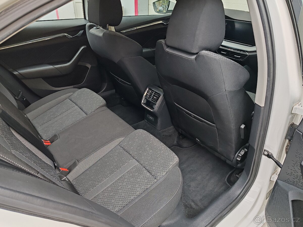 Prodám Škoda Octavia 2.0TDI 110KW DSG Style 1Maj ČR DPH - 8